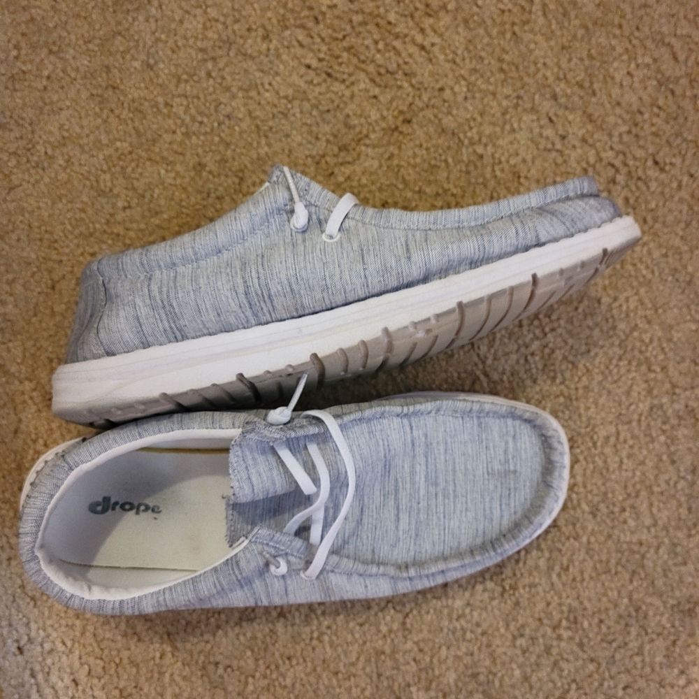 Womens slip on shoes